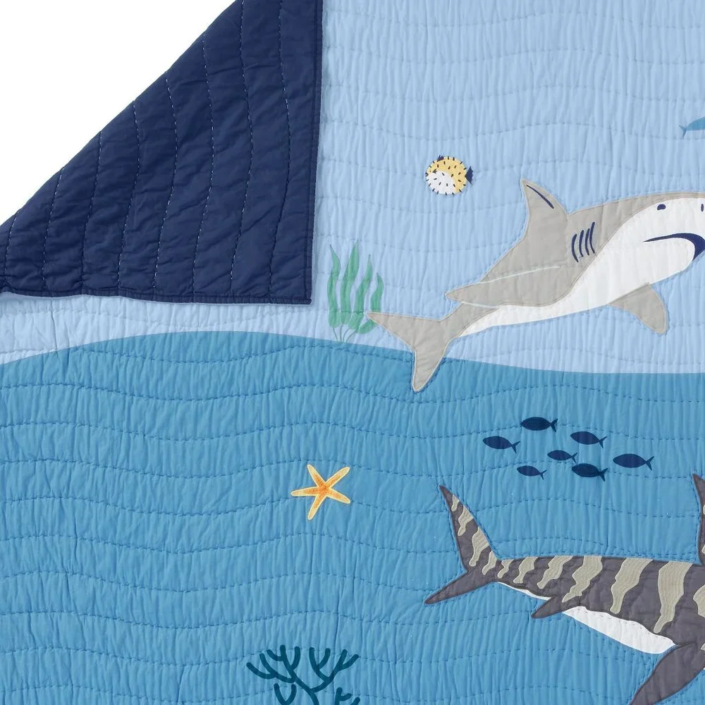 Kids Cotton Printed Quilt, Sharks, Twin, NWT